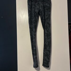 Reebok Dark Camo Activewear
